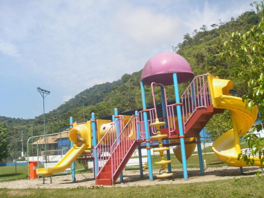 Ubatuba Apto. Wembley Tenis Apartment Exterior photo